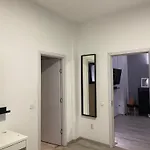 Modern In Center Apartman *