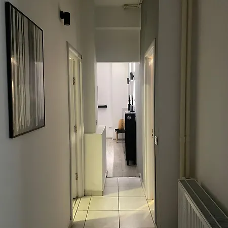 Apartament Modern In Center