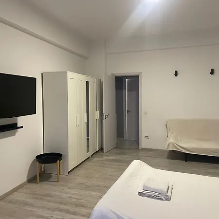 Apartament Modern In Center Bukareszt
