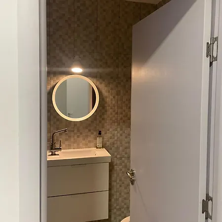 شقة Modern In Center *