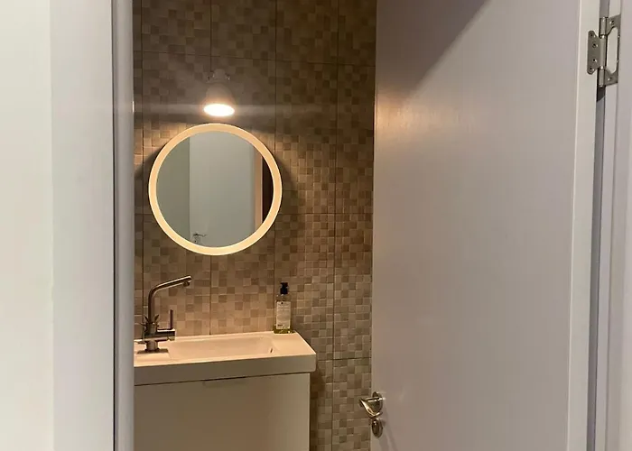 Apartment Modern In Center *