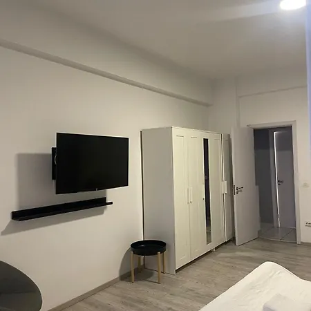 Apartment Modern In Center *